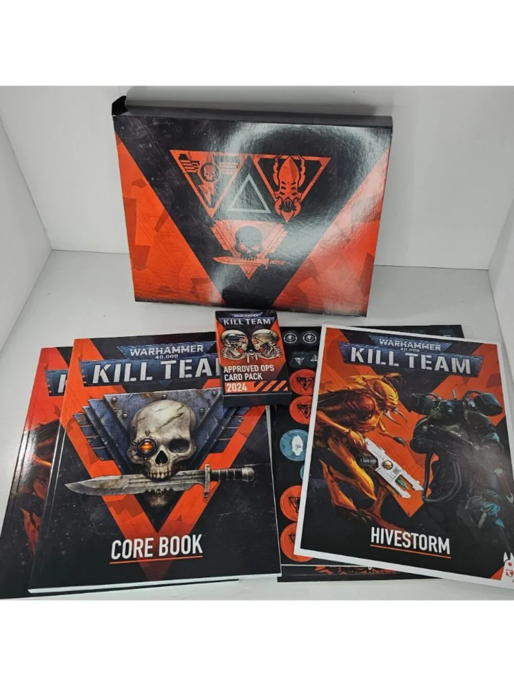 Warhammer 40k Kill Team Hivestorm: Core Book, Dossier Card Pack, Tokens